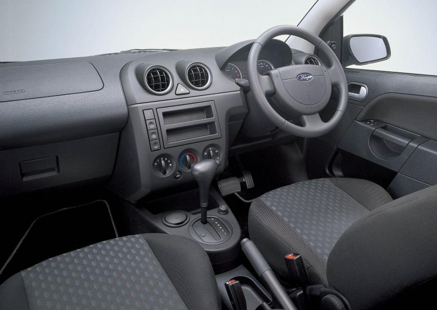  Ford Fiesta 2003 года  (фото 137 из 142)